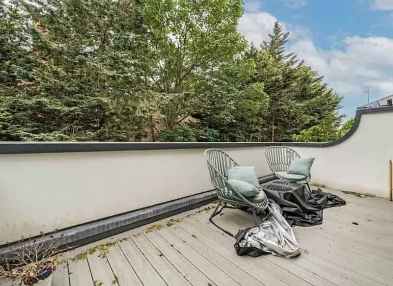 4-Bedroom Townhouse Near Ealing Broadway South Ealing