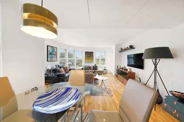 Flat for sale in Imperial Crescent, Imperial Wharf, London SW6