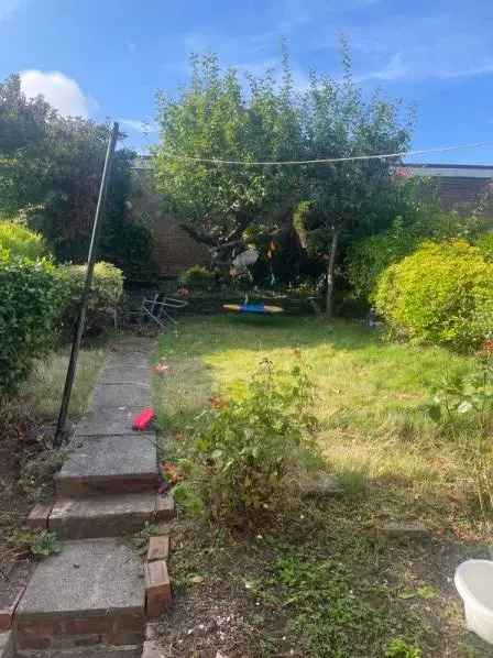 House For Rent in Sheffield, England