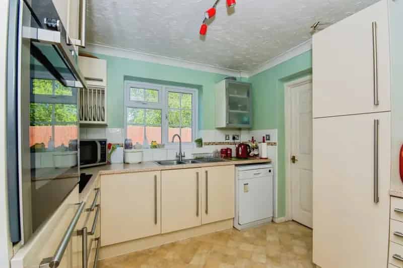Family Home Near Sleaford Town Centre