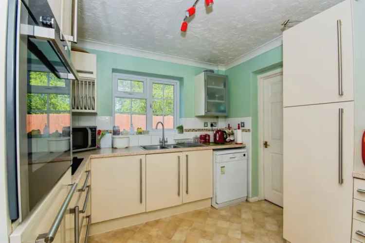 Family Home Near Sleaford Town Centre