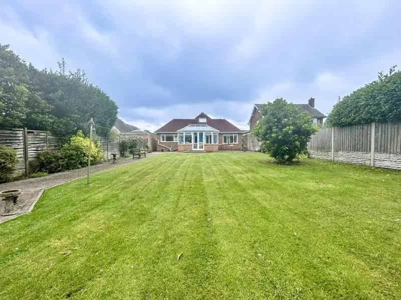 4 Bedroom Detached Dormer Bungalow for Sale near Blackwood Shops