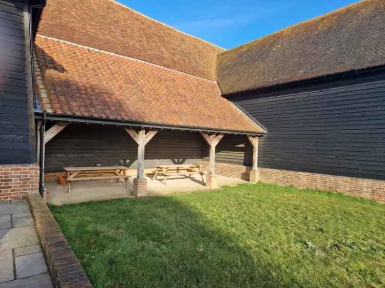 700 sq ft Office to Let in Pleshey Essex