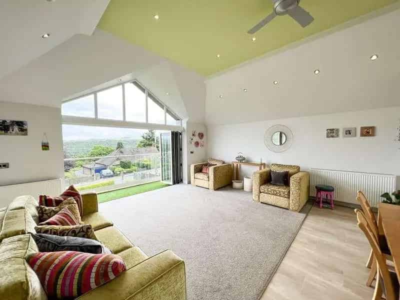 4 Bed Executive House for Sale