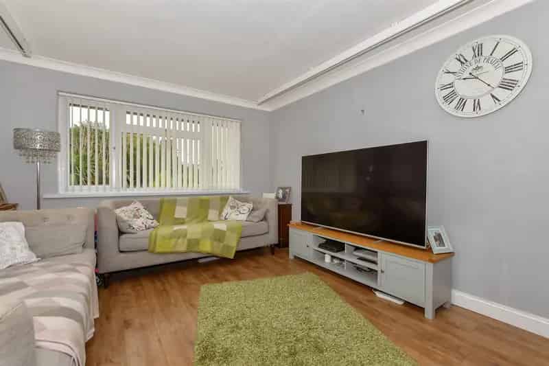 3 Bedroom Detached Bungalow for Sale in Brading