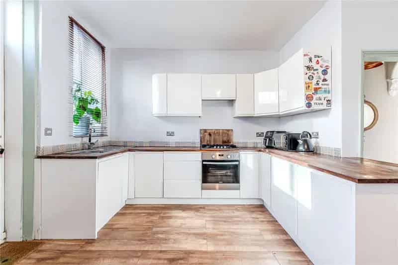 3 Bed Victorian Terrace House Horsforth