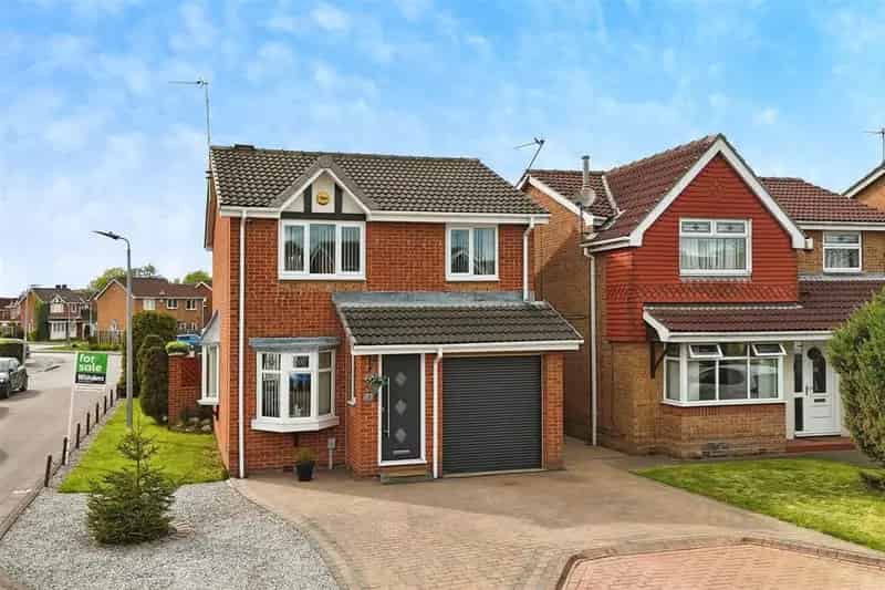 3 Bedroom Detached House for Sale