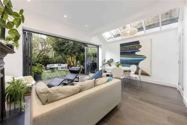 5 Bedroom Terraced House West Putney