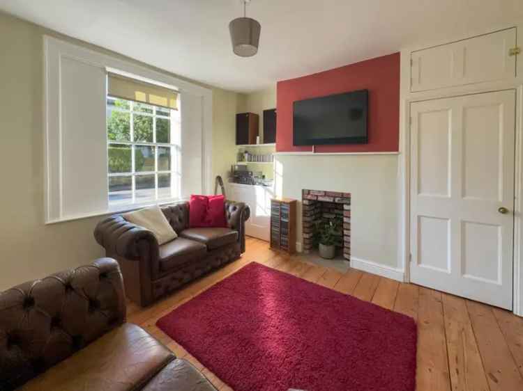 2 Bedroom Detached Cottage Bath