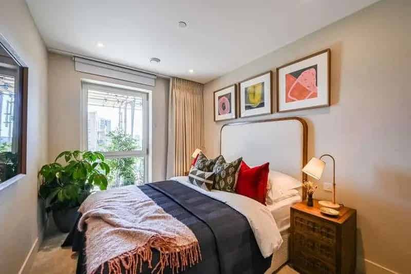 2 Bed Flat for Sale in Bow Green London