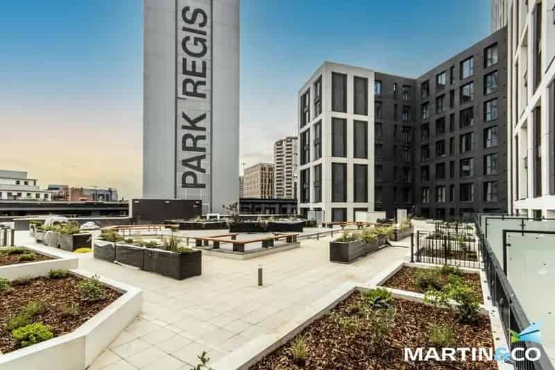 Luxury 1-Bedroom Apartment Birmingham St Martins Place