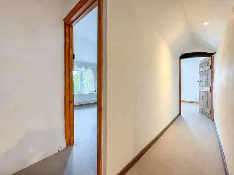 2 Bed Semi-Detached Cottage For Sale
