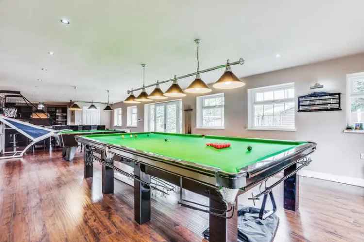 4 Bedroom Detached House for Sale Crofton West Yorkshire
