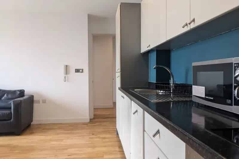 2 Bed Dockside Apartment with Concierge