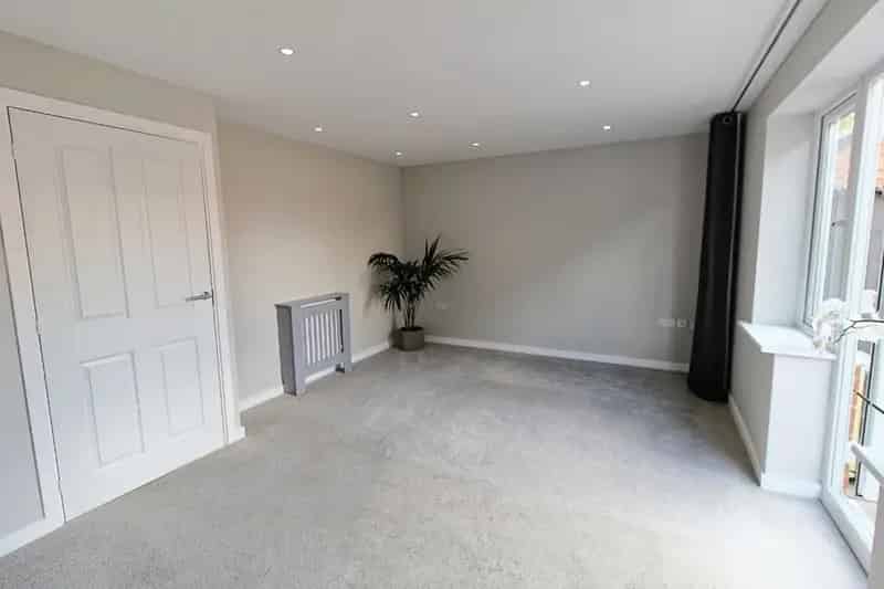 4 Bedroom Semi Detached House to Rent