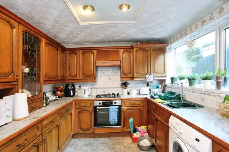 2 bedroom semi-detached house