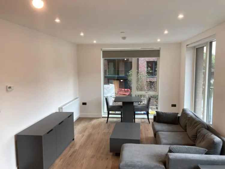 2 Bedroom Furnished Apartment Snow Hill Wharf Canal View Parking