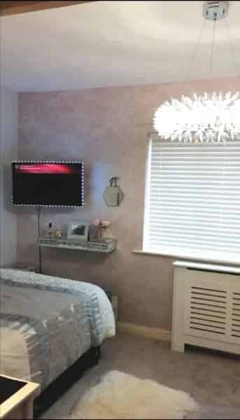 Beautiful 2-Bed Semi Eastbourne Large Garden Cinema Room