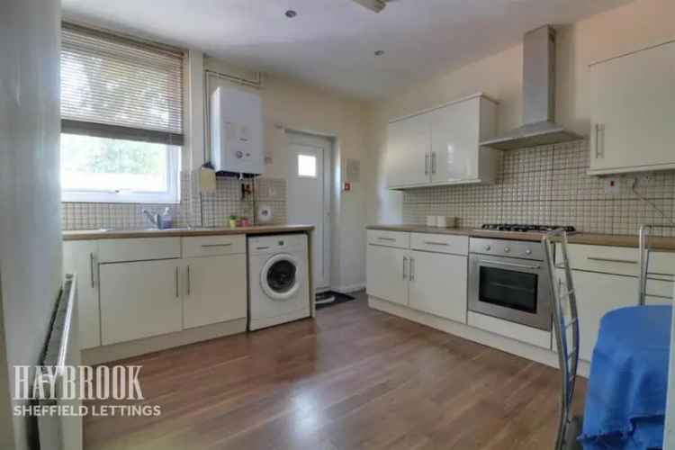 3 bedroom terraced house to rent