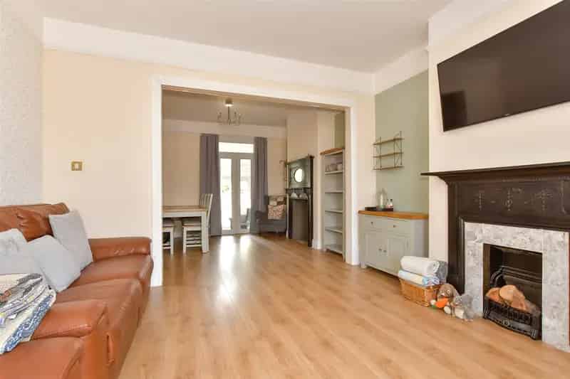 4 Bedroom Terraced House for Sale Near Sheerness Beach