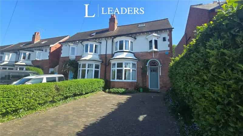 4 Bedroom Semi-Detached House for Sale