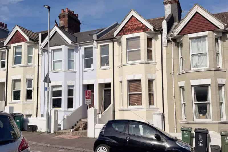 1 Bedroom Garden Flat to Rent Near Preston Park