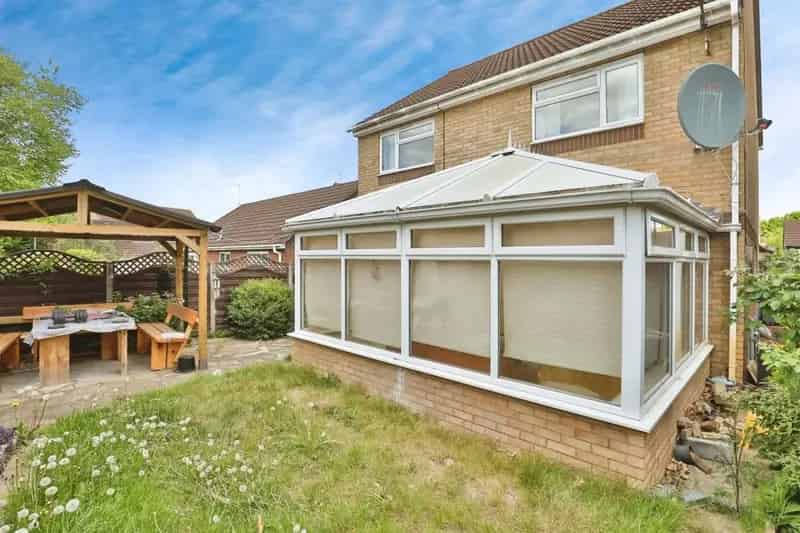 5 Bedroom Detached Family Home NR5