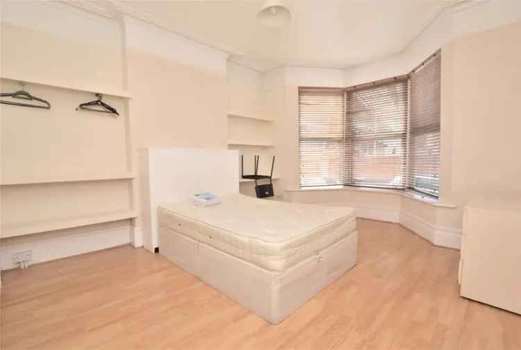 6 Bedroom House Near Kingsholm Stadium
