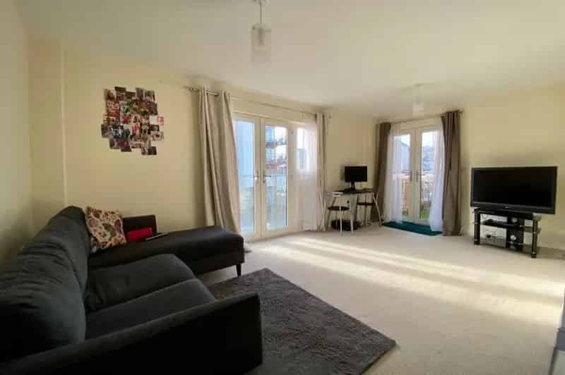 1 Bedroom Flat to Rent Portishead Marina Views