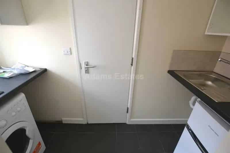1 Bedroom Studio Flat to Rent Near Reading University
