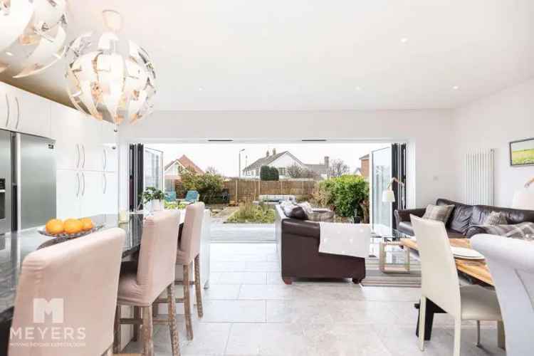 5 Bedroom Detached Chalet Bungalow Near Iford Playing Fields