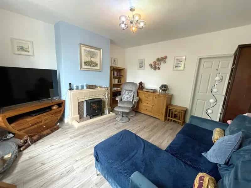4 Bedroom Semi Detached House For Sale Westhoughton