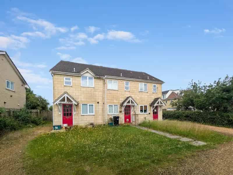 2 Bedroom House To Rent Available 01082025