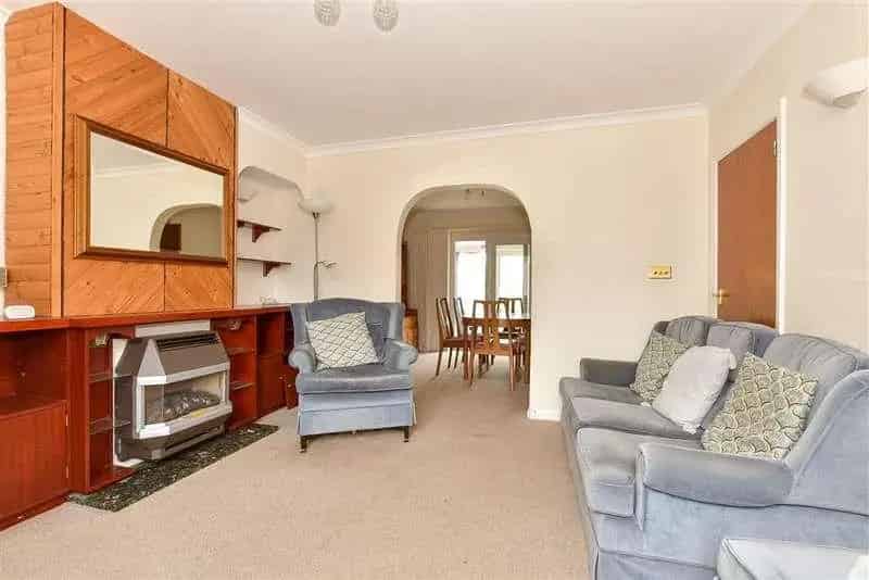 3 Bed Semi-Detached House For Sale Near City Centre