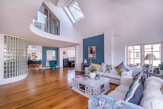Penthouse Apartment for Sale in London