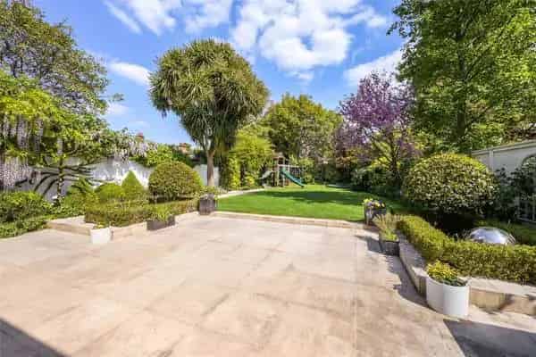 Six Bedroom Family Home Chiswick Large Garden Off Street Parking