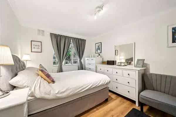 Edensor Gardens, London, London, W4 2QY | Property for sale | Savills