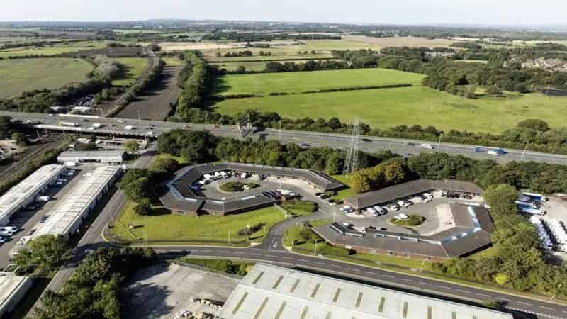 Industrial property For Rent , Winwick, England