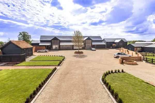 Kilnfield Barns New Homes for Sale Chelmsford