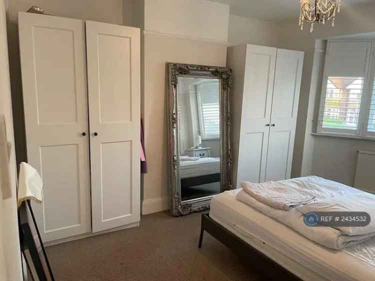1 Bedroom House Share Wendover Drive MK41