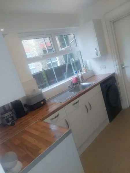 Flat For Rent in London, England