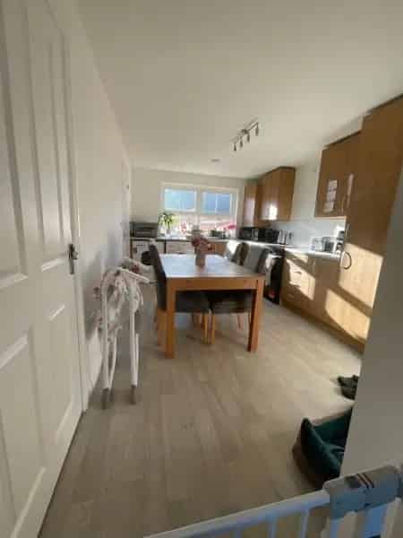 Large 3 Bed House with EV Charging and Solar Panels