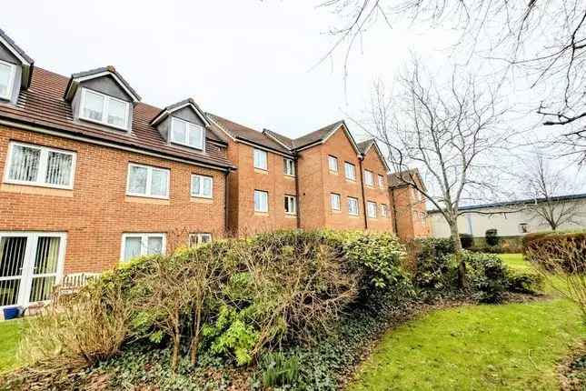 2 Bedroom Penthouse Retirement Apartment in Bristol