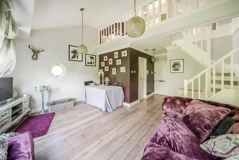 Flat For Sale , London, England