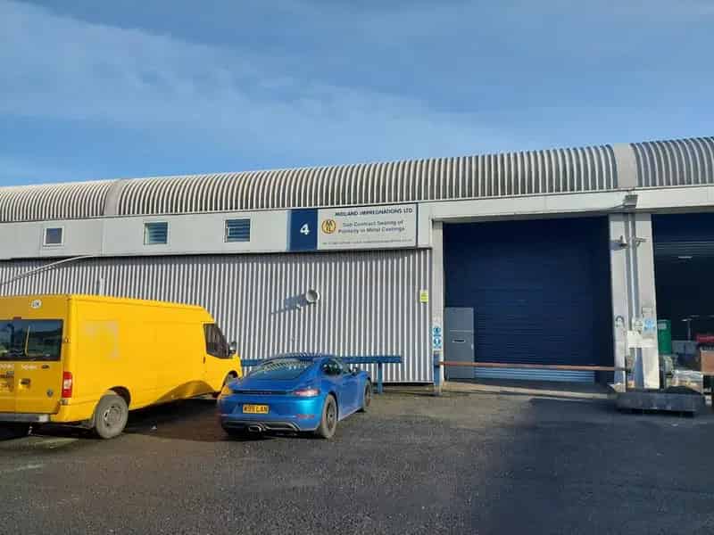 5200 sq ft Industrial Warehouse Unit Lye Valley Estate