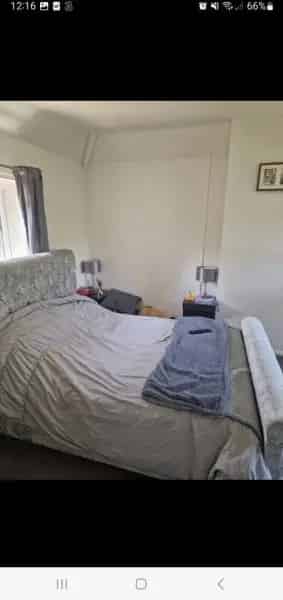 2 Bed House in Quiet Denham Near Schools and Motorways
