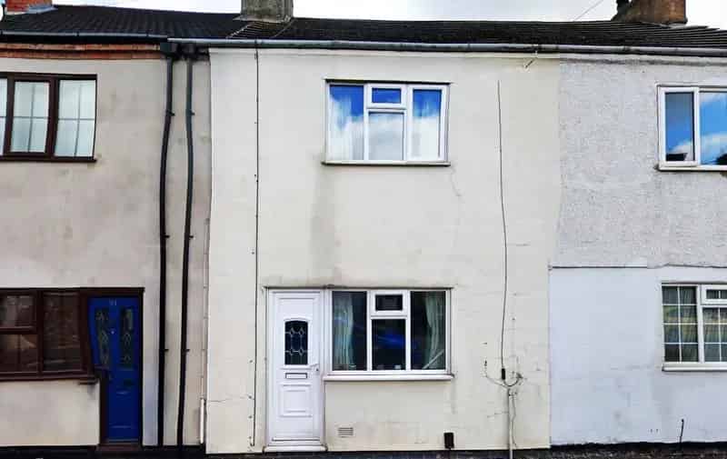 4-Bed HMO House Coalville High Street Rental Income £21540pa