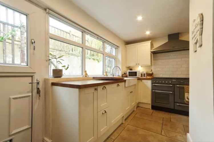 3 Bed Semi-Detached House Riddlesden Near Keighley