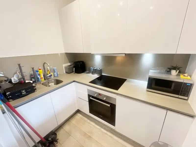 1 Bedroom Flat To Rent Available 18062025