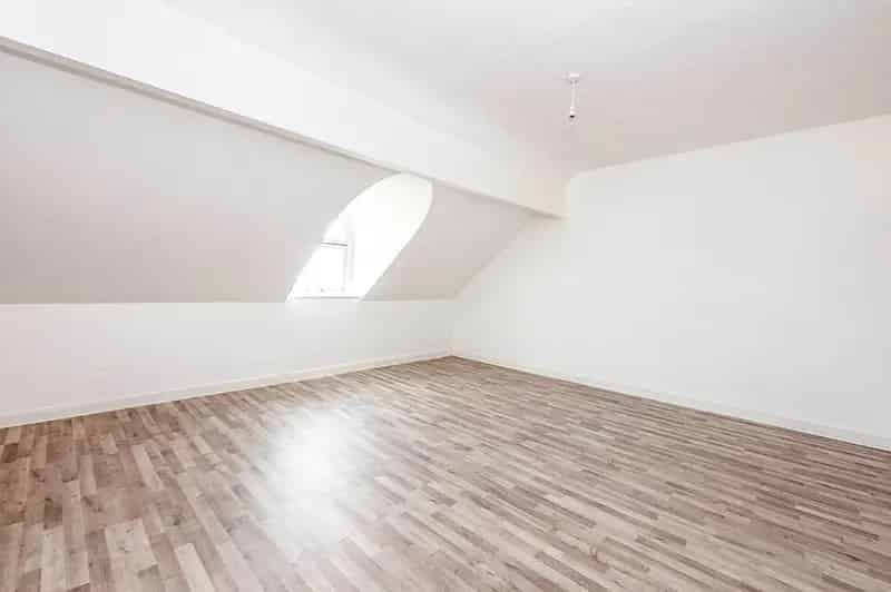 3 Bedroom Flat for Sale Whitby Town Centre